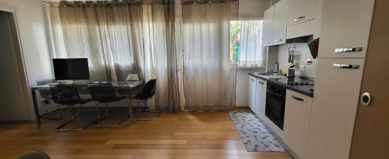 Apartment Casa Flore Florence
